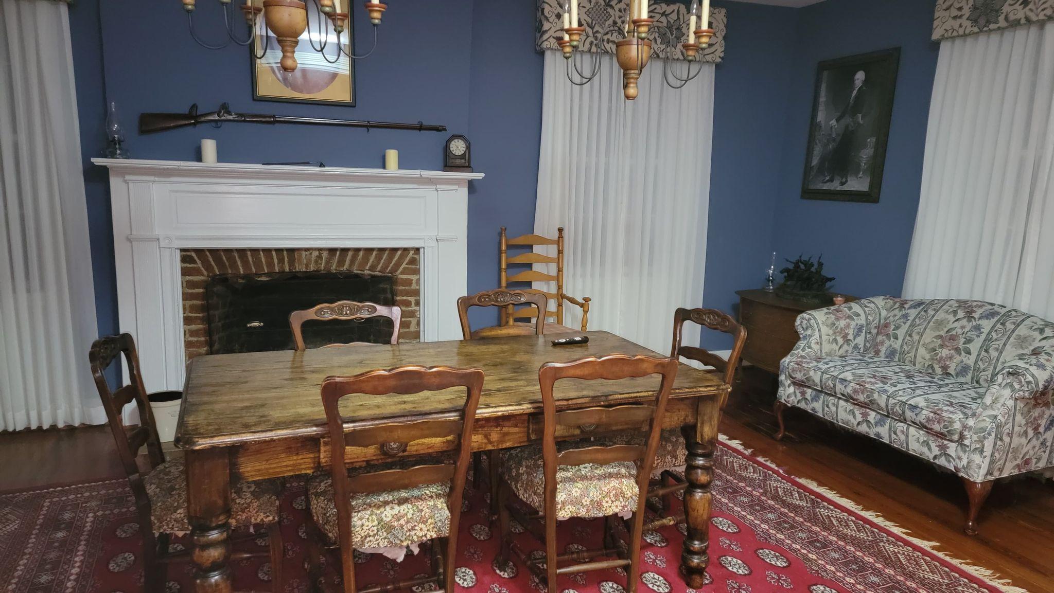 secondary meeting room of the park gate house